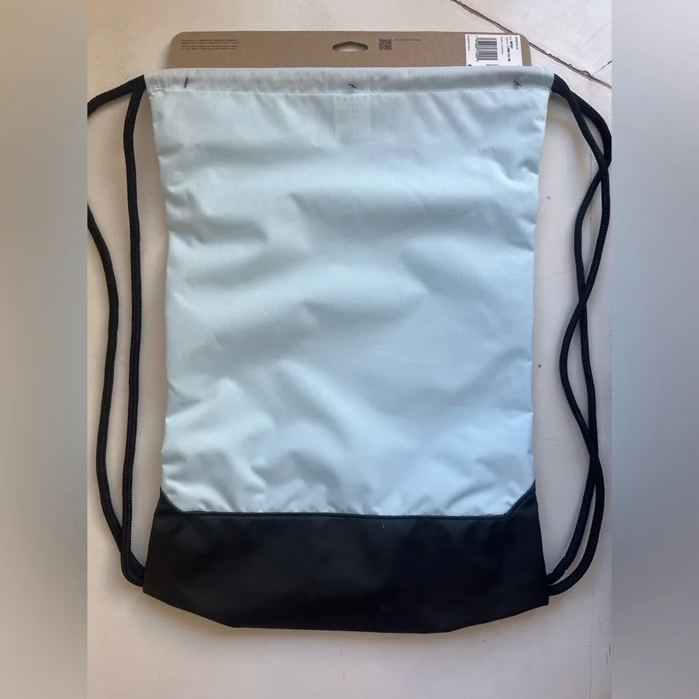 Nike Men's Draw String Bag in Light Blue and Black